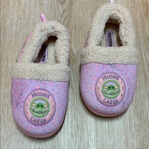Star Wars The Mandalorian Pink Purple Baby Yoda PRECIOUS CARGO Slippers 11/12